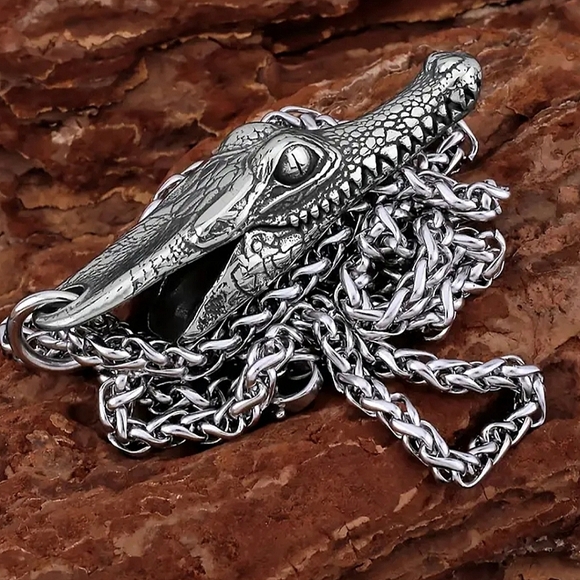New! MEN'S Stainless Steel Alligator / Crocodile Head Pendant Necklace. - Picture 4 of 7